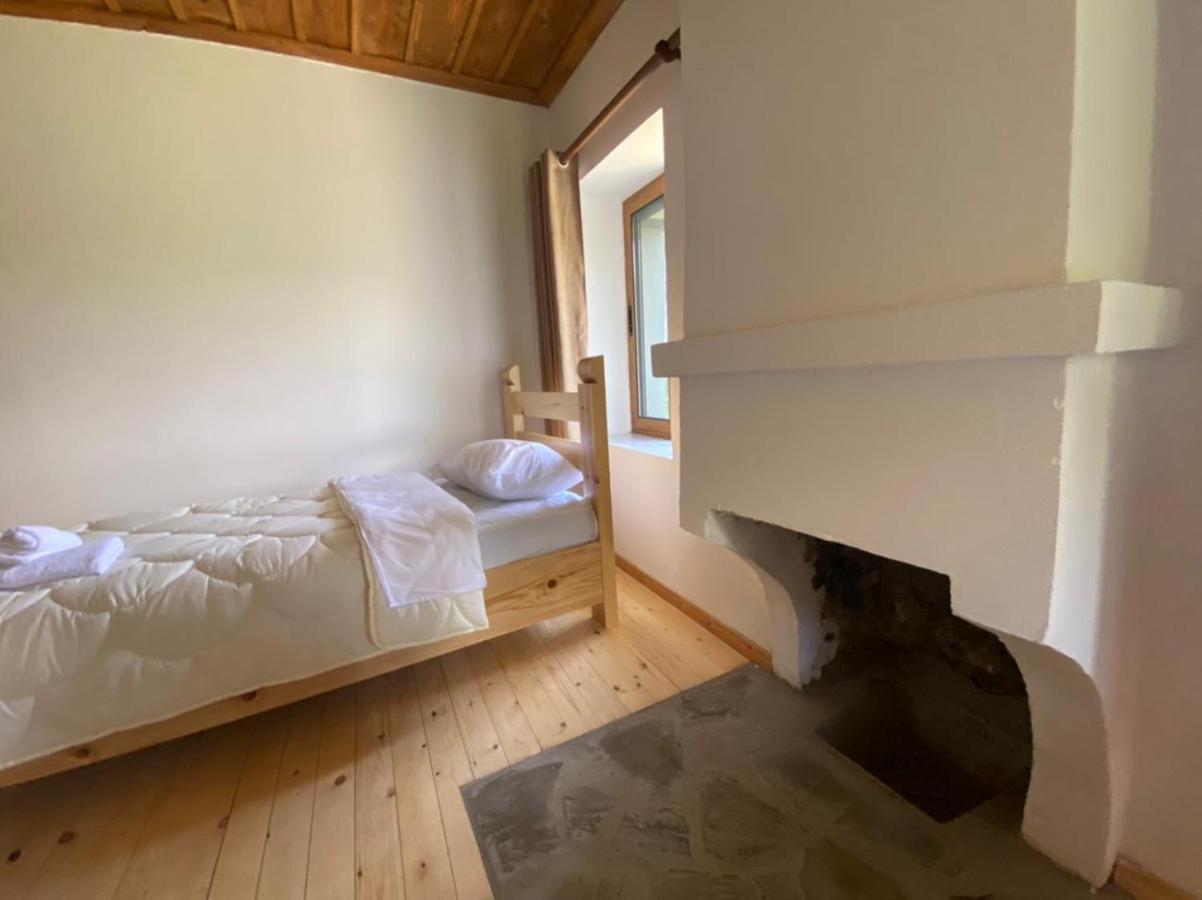 Guest House Qafe Dardha - Tomorr National Park Qafe Dardhe エクステリア 写真