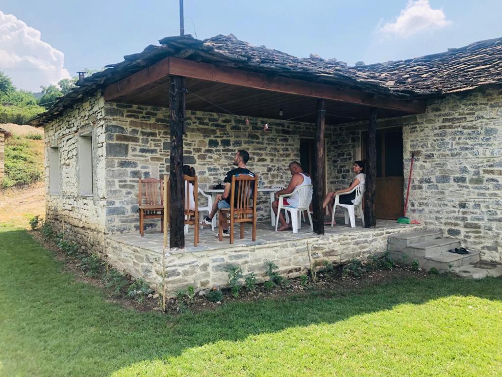 Guest House Qafe Dardha - Tomorr National Park Qafe Dardhe エクステリア 写真