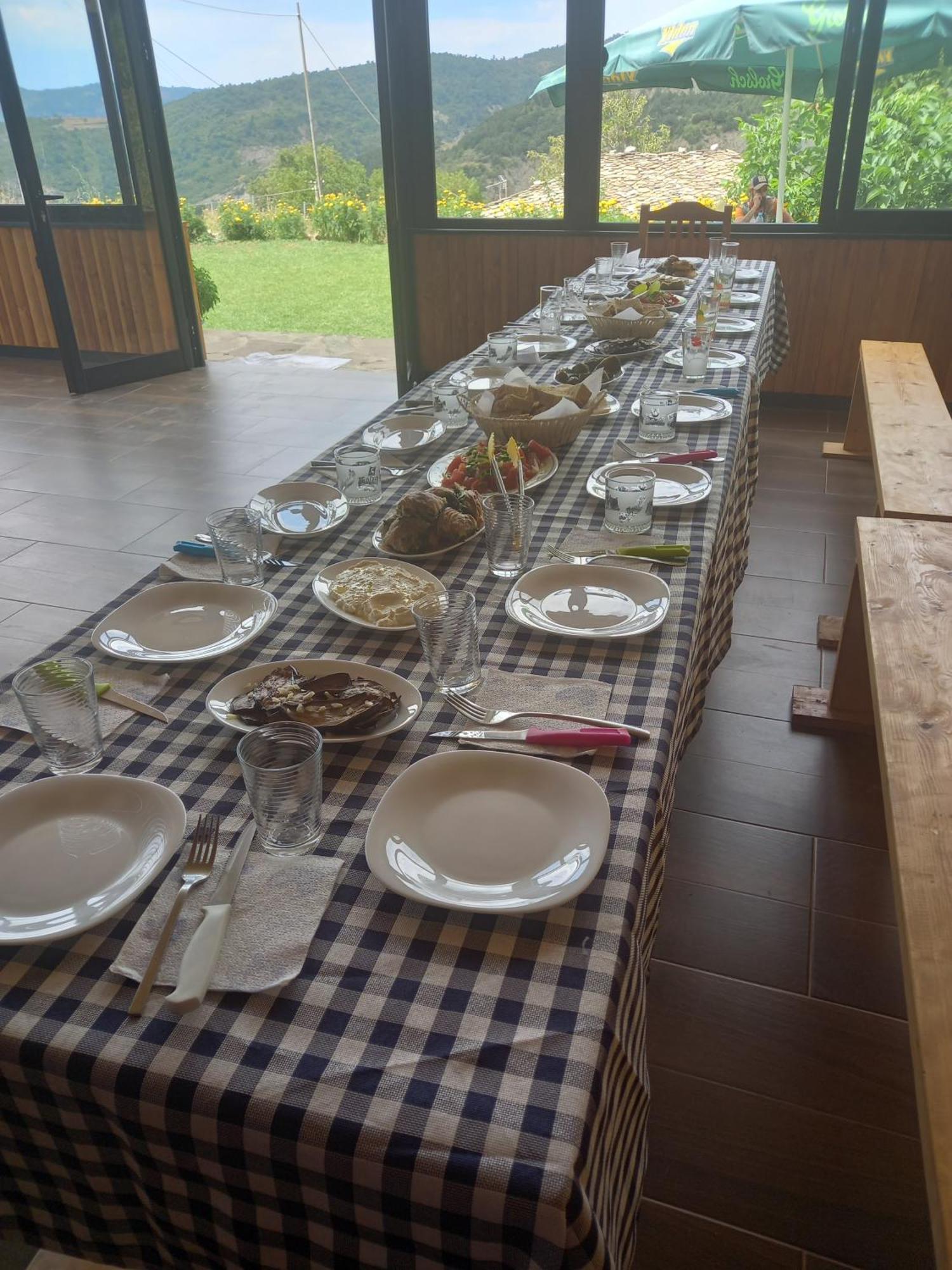 Guest House Qafe Dardha - Tomorr National Park Qafe Dardhe エクステリア 写真